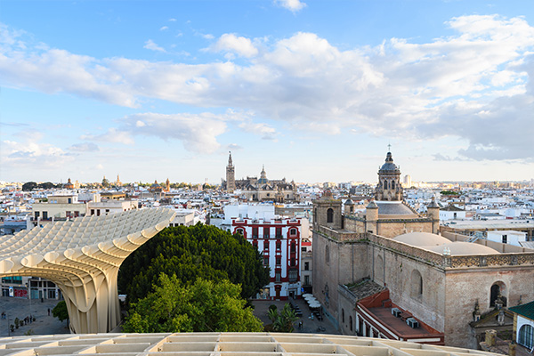 pueblos cerca de sevilla para vivir