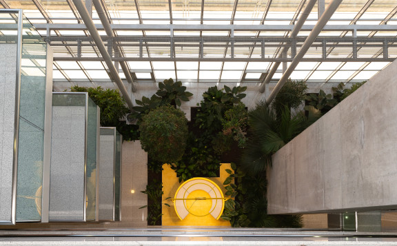 Alquiler de oficinas en barrio Simancas, calle Albasanz 14