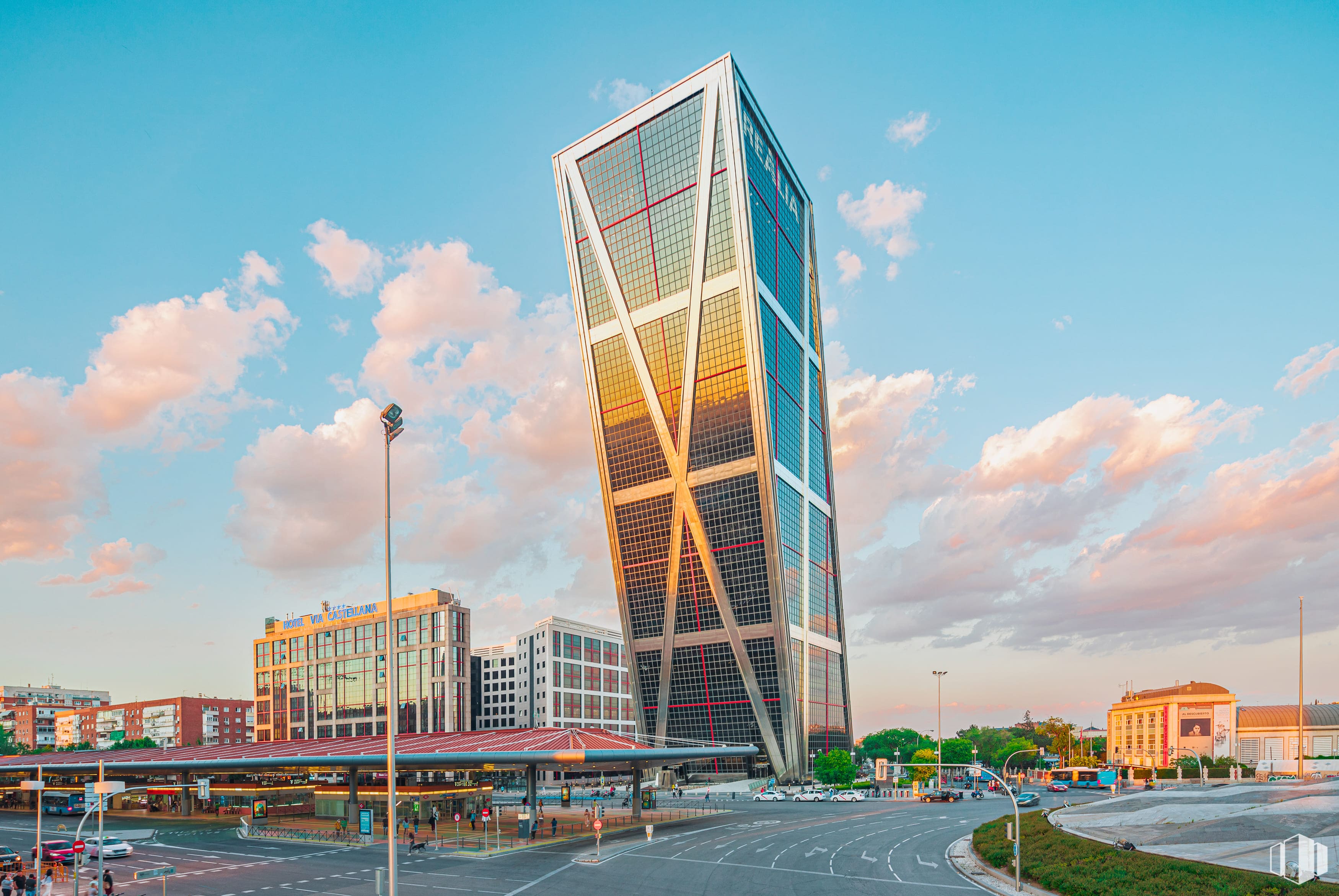 La emblemática Torre KIO será la sede operativa en Madrid del