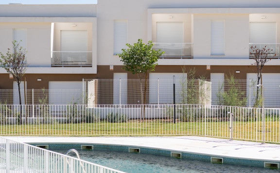 Chalets con grandes zonas comunes en Sierra Norte Sevilla