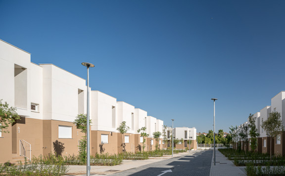 Exteriories de chalets nuevos cerca de Sevilla, Hato Verde Soul