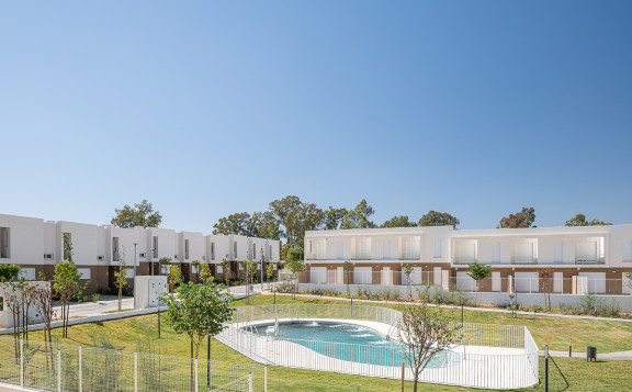 Chalets con piscina cerca de Sevilla