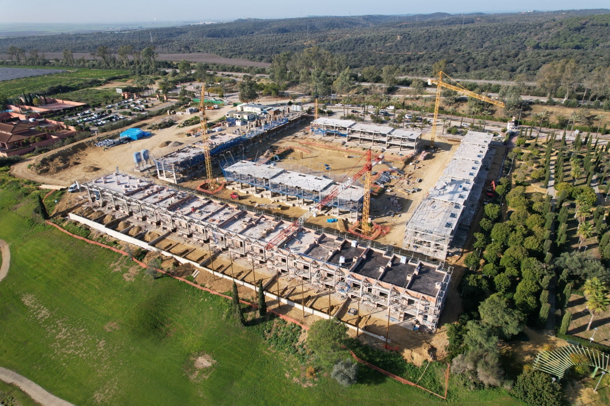 Parcela en construcción para los nuevos chalets cerca de sevilla de Hato Verde Soul