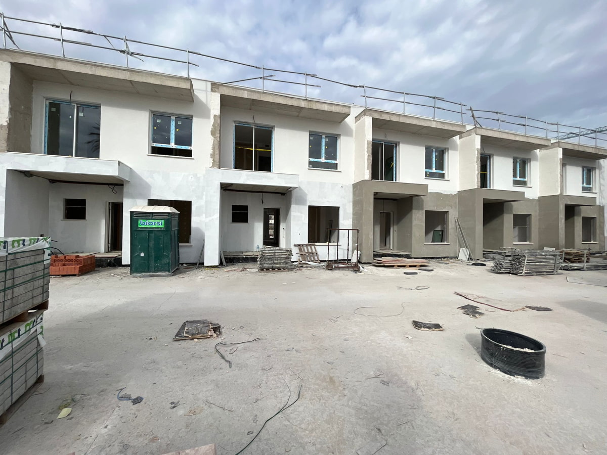 Avance obras nuevos chalets en San Juan de Alicante