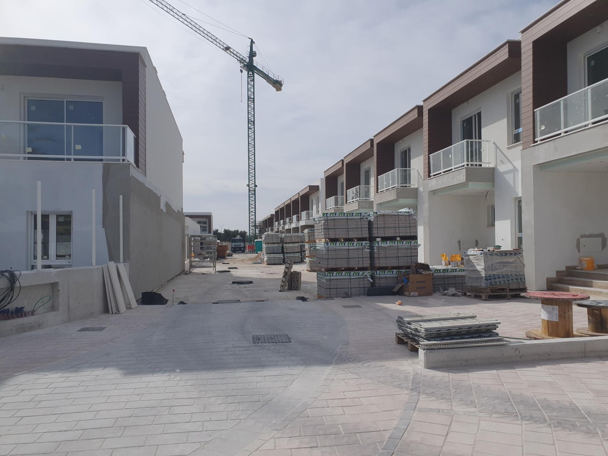 Ritmo del adoquinado de Levante Dreams, en febrero del 2024