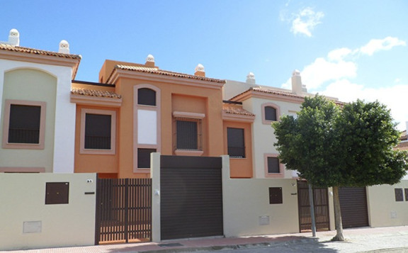 Exteriores chalets obra nueva Guillena