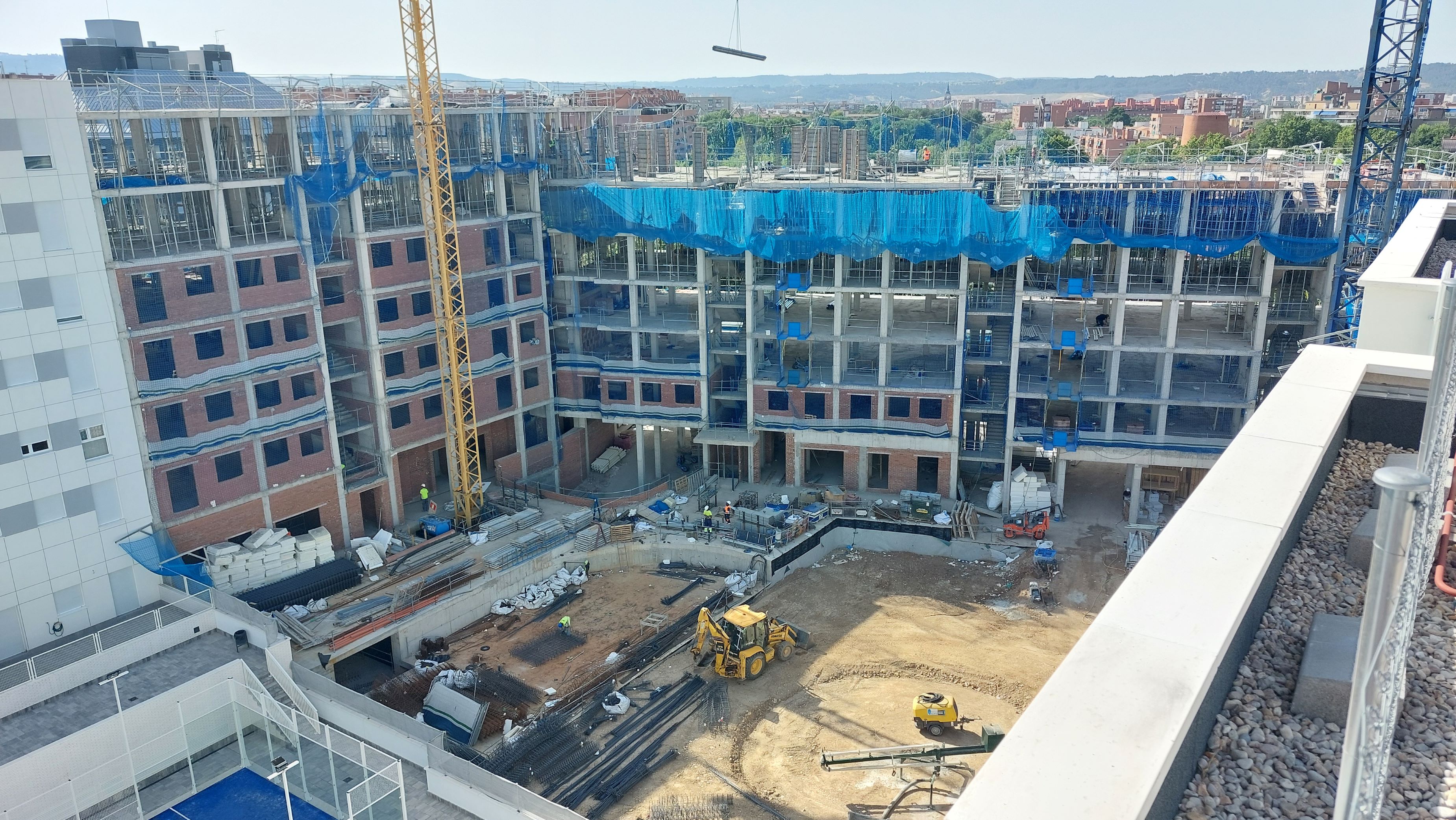 Pilares a cubierta de portales