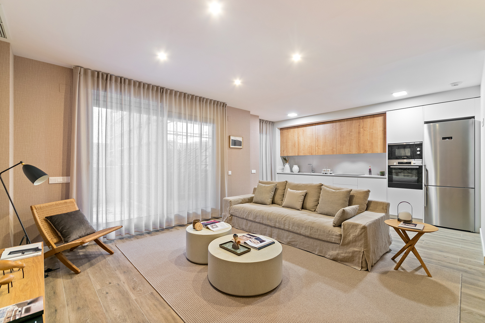 Realia_Clara Campoamor esq. Anna María Martínez Sagi, Sant Joan Despí, Barcelona_36