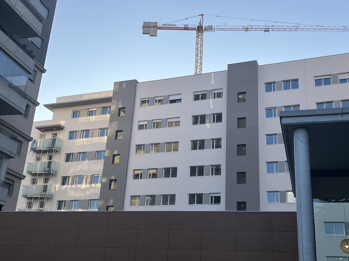 Estado de las obras de los pisos nuevos en Sant Joan Despí, febrero 2024