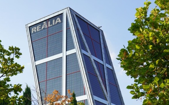 Torre Realia \ The Icon