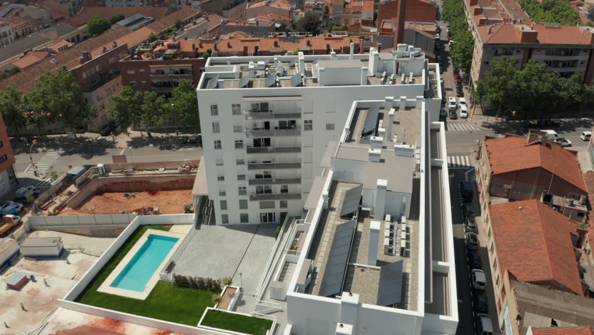 Aérea de la Fase I de la promoción de pisos nuevos en Sabadell